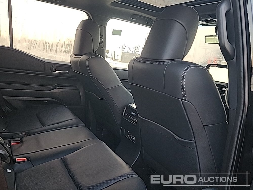 SUV 2025 Toyota Land Cruiser: φωτογραφία 30 SUV 2025 Toyota Land Cruiser: φωτογραφία 30