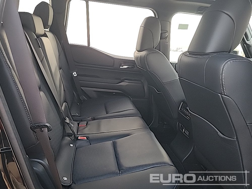 SUV 2025 Toyota Land Cruiser: φωτογραφία 29 SUV 2025 Toyota Land Cruiser: φωτογραφία 29