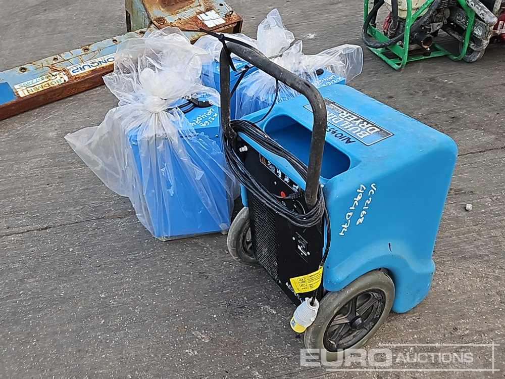 240 Volt Space Heater (3 of), 110 Volt Dehumidifer - Εξοπλισμού κατασκευών: φωτογραφία 5 240 Volt Space Heater (3 of), 110 Volt Dehumidifer - Εξοπλισμού κατασκευών: φωτογραφία 5