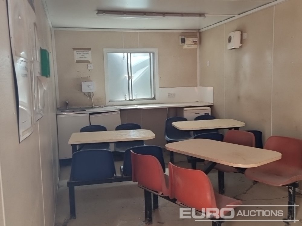 Εμπορευματοκιβώτιο 30' x 10' Canteen, Drying Room (Cannot Be Reconsigned): φωτογραφία 13