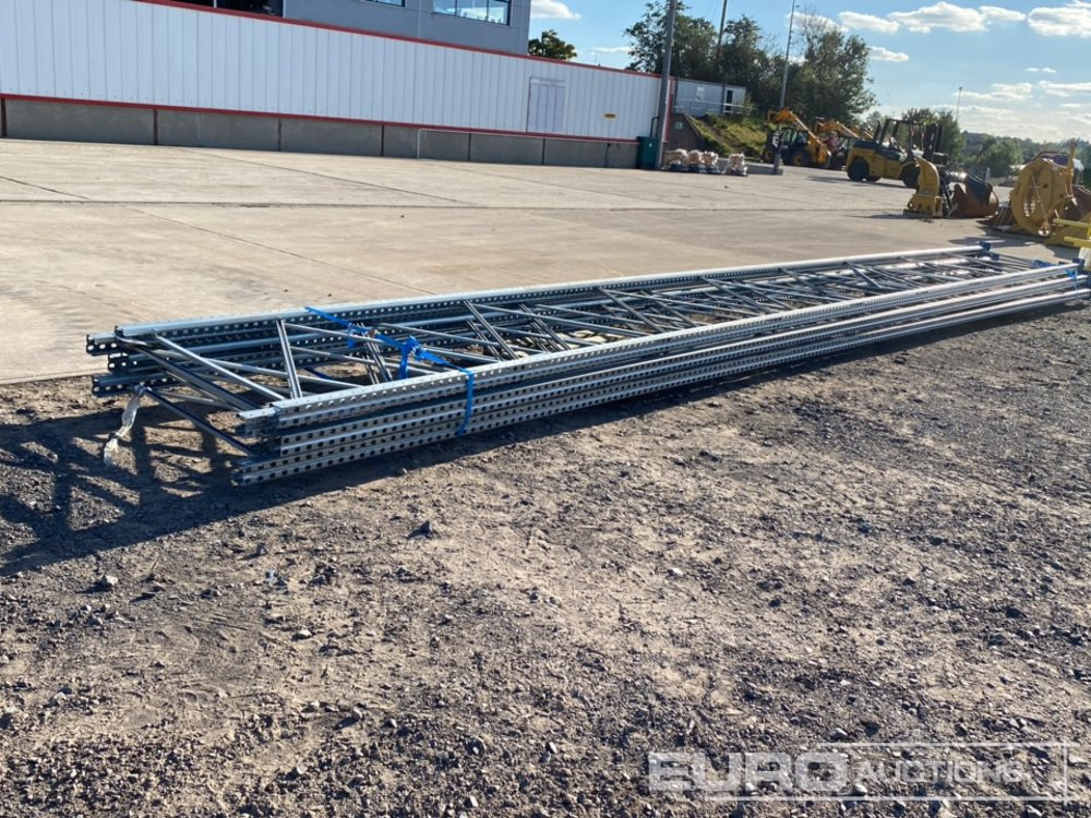 35' Pallet Racking Uprights (5 of) - Εξοπλισμού κατασκευών: φωτογραφία 4 35' Pallet Racking Uprights (5 of) - Εξοπλισμού κατασκευών: φωτογραφία 4