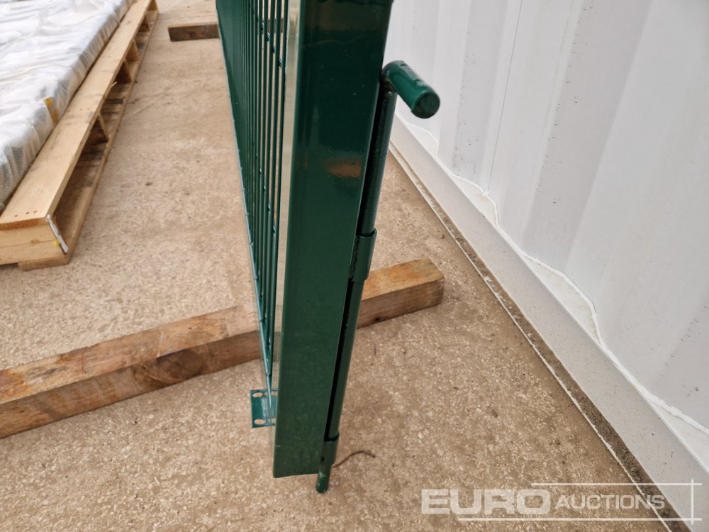 Εξοπλισμού κατασκευών 3m x 2.3m Heavy Duty Galvanized Powder Coated Gate (2 of), 100mm x 100mm Post (2 of), Assembly Kit (Green): φωτογραφία 15