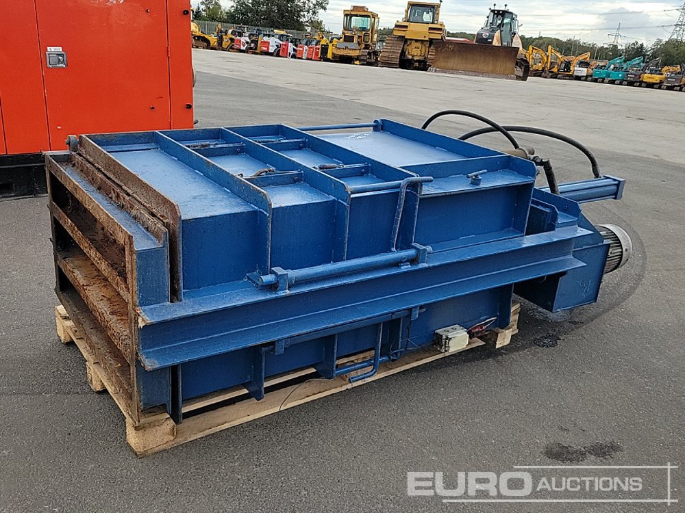 415 Volt Baler - Εξοπλισμού κατασκευών: φωτογραφία 5 415 Volt Baler - Εξοπλισμού κατασκευών: φωτογραφία 5