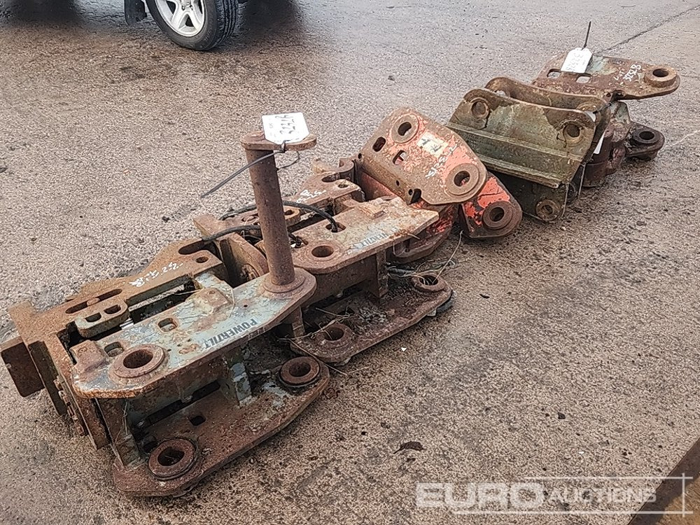 60/65mm Tilting Quick Hitch (4 of) Hitch Adaptor (1 of) - Ταχυσύνδεσμος: φωτογραφία 3 60/65mm Tilting Quick Hitch (4 of) Hitch Adaptor (1 of) - Ταχυσύνδεσμος: φωτογραφία 3