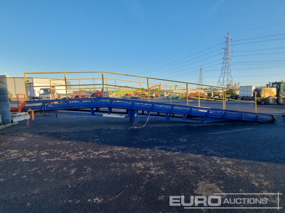 7' Loading Ramp - Ράμπα φόρτωσης: φωτογραφία 2 7' Loading Ramp - Ράμπα φόρτωσης: φωτογραφία 2