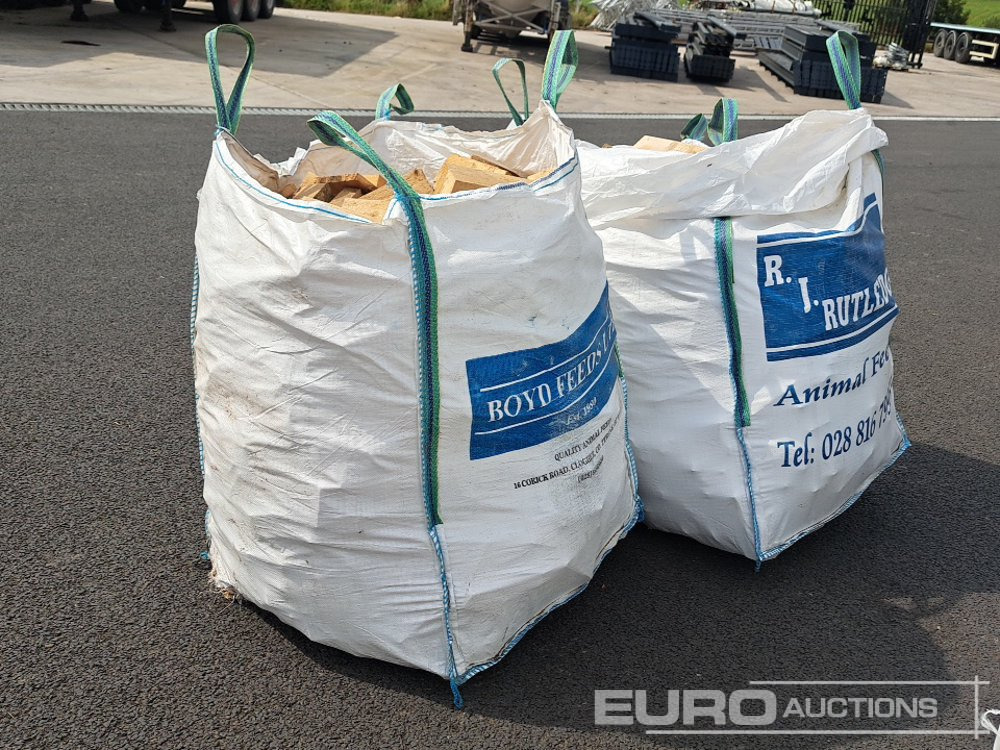 Bag of Timber Off-Cuts (2 of) - Γεωργικά μηχανήματα: φωτογραφία 1 Bag of Timber Off-Cuts (2 of) - Γεωργικά μηχανήματα: φωτογραφία 1