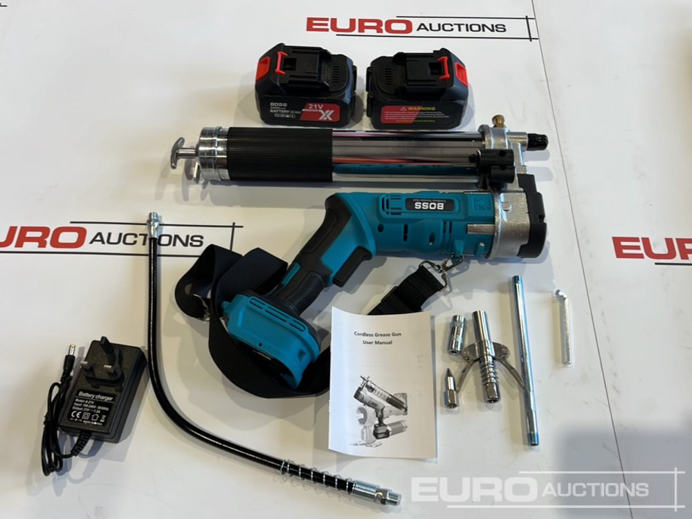 Εξοπλισμός γκαράζ Boss 21 Volt Lithium Battery Cordless Grease Gun, 2 Batteries, Charger, Case, Shoulder Strap, Extension Pieces and Fittings: φωτογραφία 12