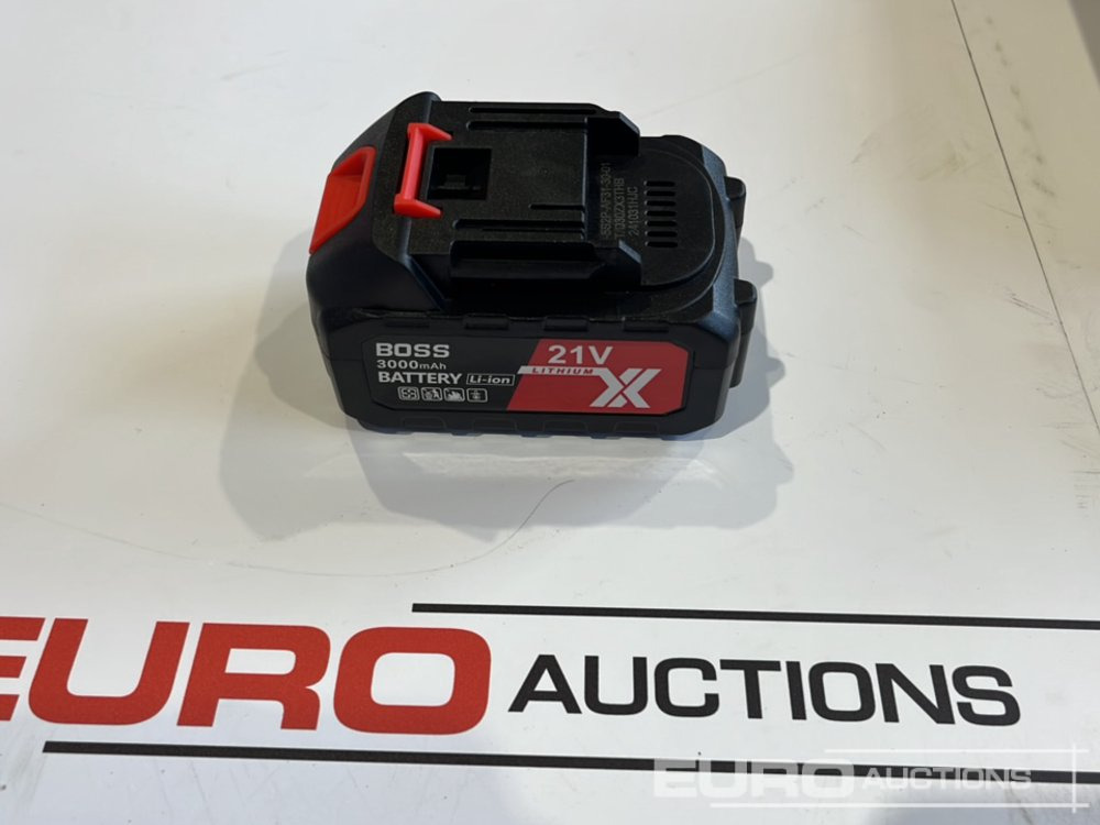 Εξοπλισμός γκαράζ Boss 21 Volt Lithium Battery Cordless Grease Gun, 2 Batteries, Charger, Case, Shoulder Strap, Extension Pieces and Fittings: φωτογραφία 6