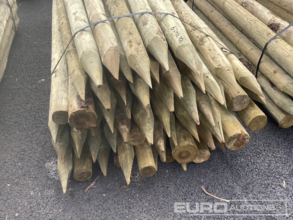 Bundle of Timber Post (2 of) - Γεωργικά μηχανήματα: φωτογραφία 3 Bundle of Timber Post (2 of) - Γεωργικά μηχανήματα: φωτογραφία 3