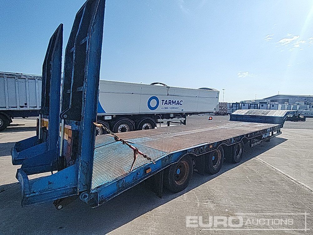 Chieftain Tri Axle Extendable Step Frame Low Loader Trailer, Hydraulic Ramps - Επικαθήμενο με χαμηλό δάπεδο: φωτογραφία 3 Chieftain Tri Axle Extendable Step Frame Low Loader Trailer, Hydraulic Ramps - Επικαθήμενο με χαμηλό δάπεδο: φωτογραφία 3