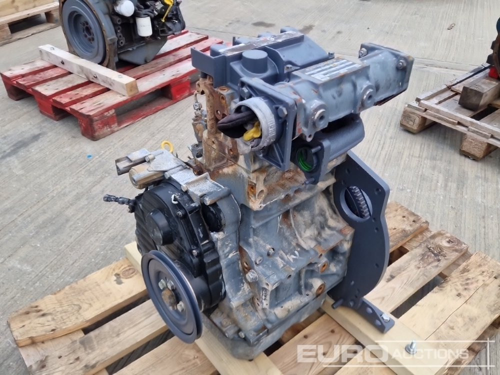 Deutz D2011L02 - Κινητήρας: φωτογραφία 1 Deutz D2011L02 - Κινητήρας: φωτογραφία 1