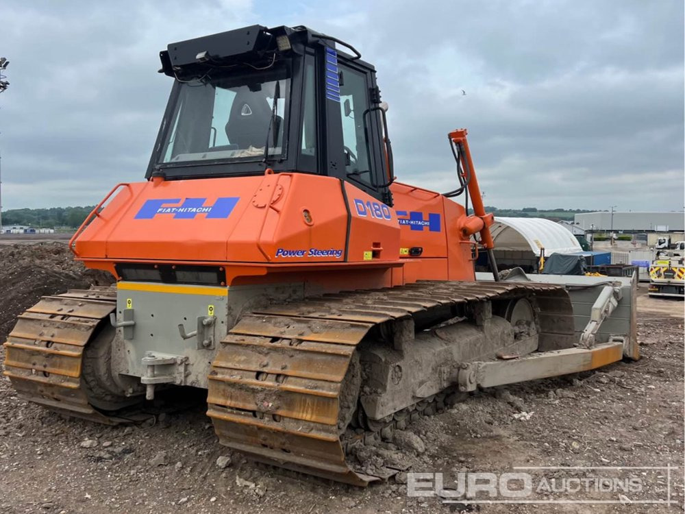 Fiat Hitachi D180SP - Μπουλντόζα: φωτογραφία 2 Fiat Hitachi D180SP - Μπουλντόζα: φωτογραφία 2