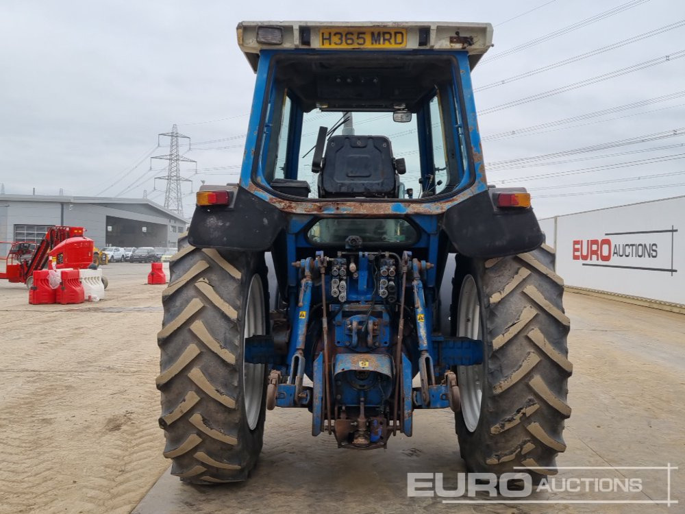 Ford 8630 - Τρακτέρ: φωτογραφία 4 Ford 8630 - Τρακτέρ: φωτογραφία 4