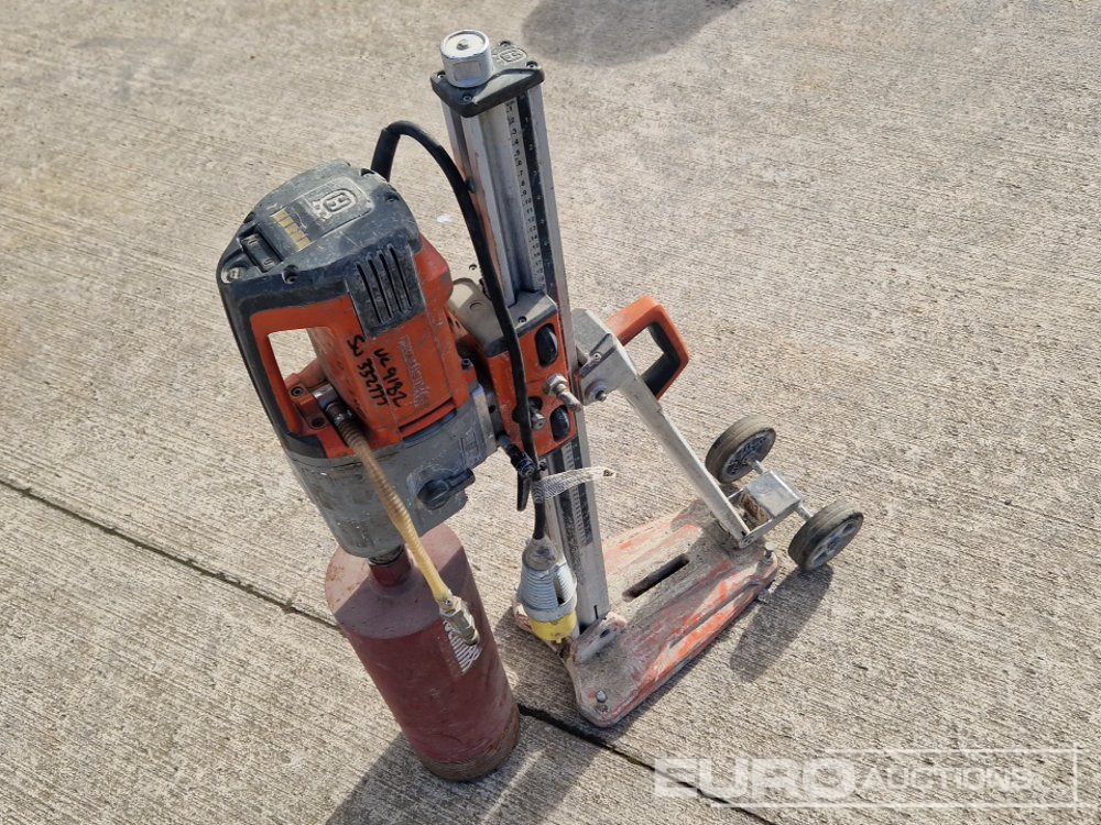 Husqvarna DM280 110 Volt Core Drill & Stand - Εξοπλισμού κατασκευών: φωτογραφία 1 Husqvarna DM280 110 Volt Core Drill & Stand - Εξοπλισμού κατασκευών: φωτογραφία 1