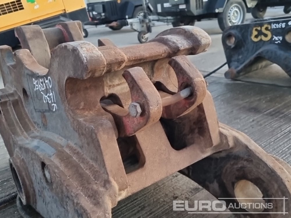 Ταχυσύνδεσμος Hydraulic Double Lock Quick Hitch 80mm Pin to suit 20 Ton Excavator: φωτογραφία 14 Ταχυσύνδεσμος Hydraulic Double Lock Quick Hitch 80mm Pin to suit 20 Ton Excavator: φωτογραφία 14