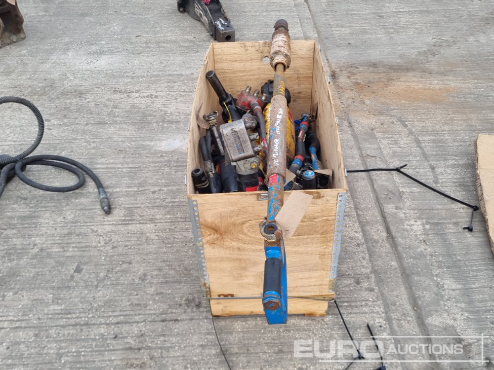Hydraulic Handheld Breaker (7 of), Pneumatic Scabbler (4 of), Pneumatic Pole Scabbler - Μηχανών ασφάλτου: φωτογραφία 2 Hydraulic Handheld Breaker (7 of), Pneumatic Scabbler (4 of), Pneumatic Pole Scabbler - Μηχανών ασφάλτου: φωτογραφία 2