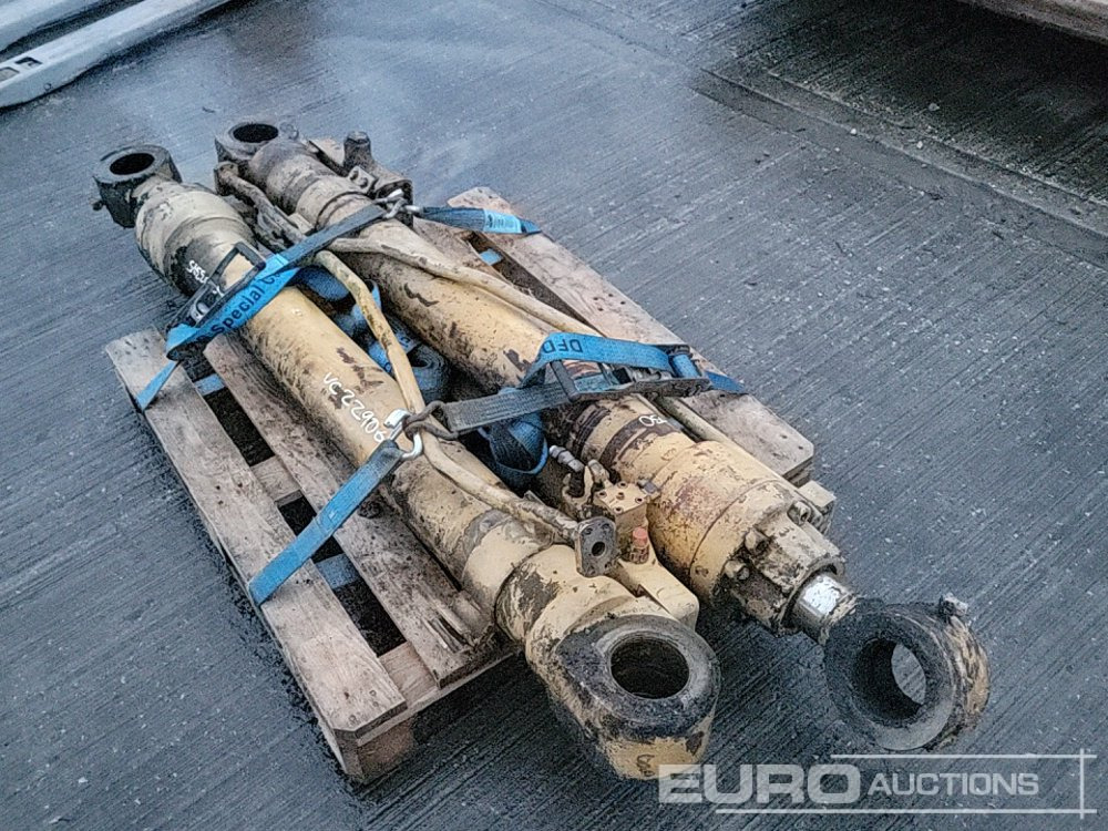 Hydraulic Ram (2 of) - Ανταλλακτικό: φωτογραφία 1 Hydraulic Ram (2 of) - Ανταλλακτικό: φωτογραφία 1