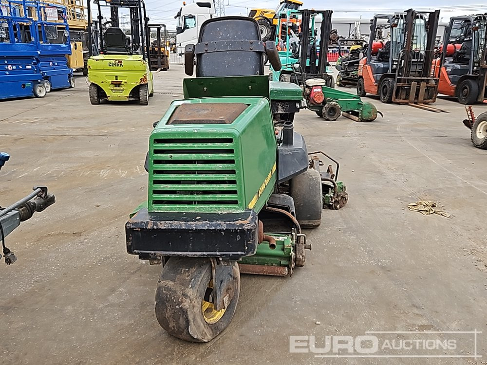 John Deere 2243 - Χλοοκοπτικό: φωτογραφία 5 John Deere 2243 - Χλοοκοπτικό: φωτογραφία 5
