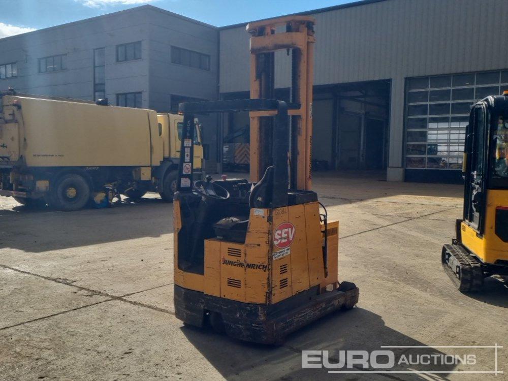 Jungheinrich Electric Side Loader Forklift, 3 Stage Free Lift Mast, Forks, Charger (Flat Battery) - Περονοφόρο όχημα: φωτογραφία 1 Jungheinrich Electric Side Loader Forklift, 3 Stage Free Lift Mast, Forks, Charger (Flat Battery) - Περονοφόρο όχημα: φωτογραφία 1