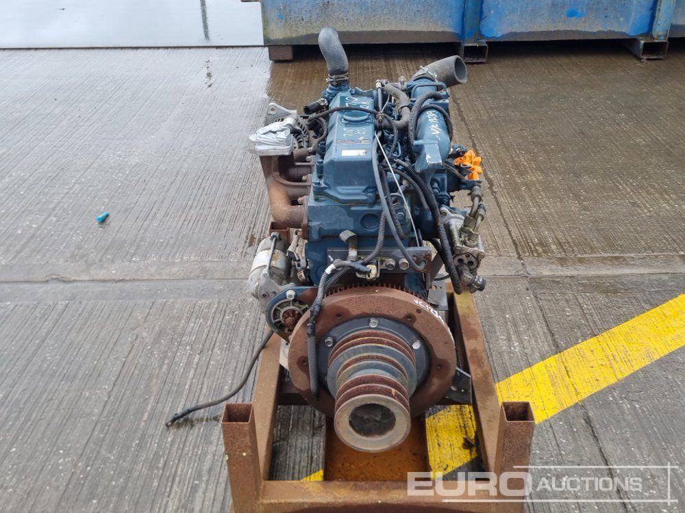 Kubota 4 Cylinder Engine - Κινητήρας: φωτογραφία 4 Kubota 4 Cylinder Engine - Κινητήρας: φωτογραφία 4