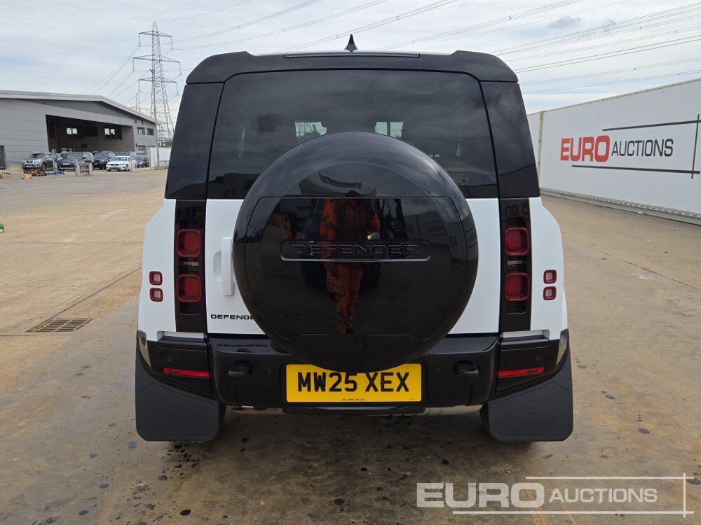 Land Rover Defender 90 - SUV: φωτογραφία 4 Land Rover Defender 90 - SUV: φωτογραφία 4