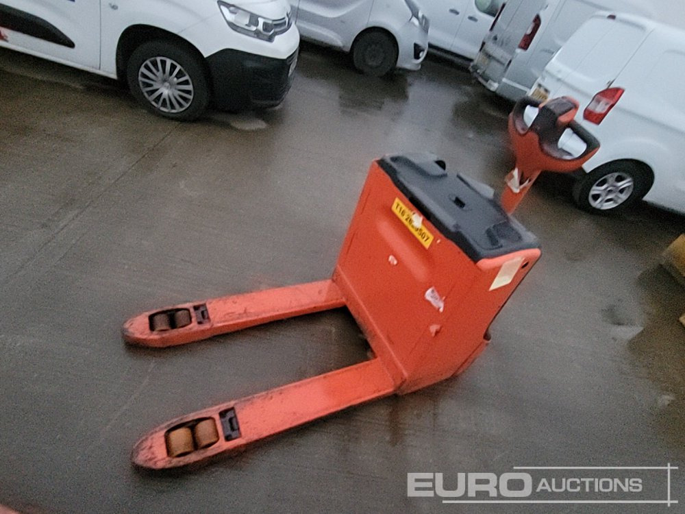 Linde T16 - Ανυψωτικό μηχάνημα: φωτογραφία 1 Linde T16 - Ανυψωτικό μηχάνημα: φωτογραφία 1