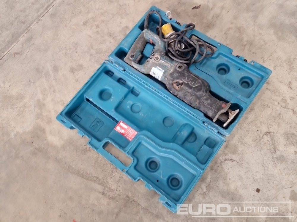 Makita HR3070C 110 Volt Recip Saw - Εξοπλισμού κατασκευών: φωτογραφία 5 Makita HR3070C 110 Volt Recip Saw - Εξοπλισμού κατασκευών: φωτογραφία 5