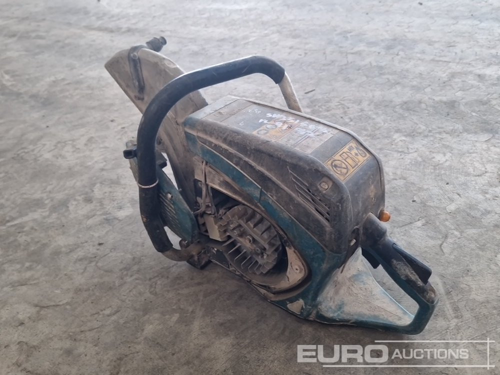 Makita Petrol Con Saw (Spares) - Εξοπλισμός γκαράζ: φωτογραφία 2 Makita Petrol Con Saw (Spares) - Εξοπλισμός γκαράζ: φωτογραφία 2