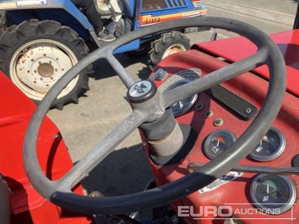 Massey Ferguson MF240 - Τρακτέρ: φωτογραφία 4 Massey Ferguson MF240 - Τρακτέρ: φωτογραφία 4