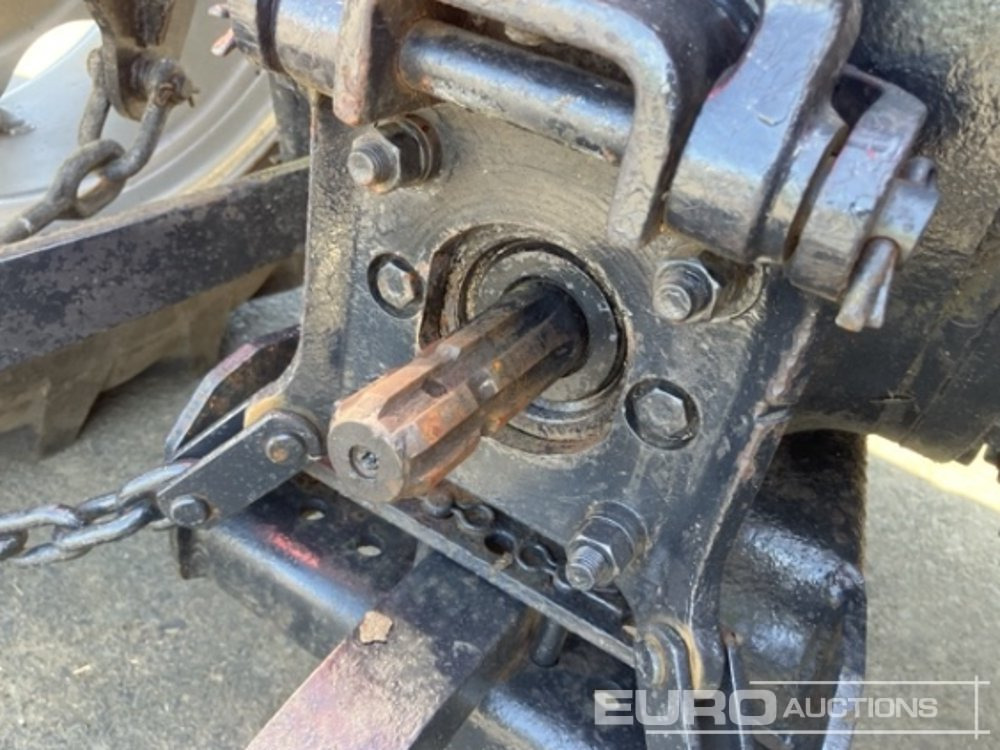 Massey Ferguson MF240 - Τρακτέρ: φωτογραφία 5 Massey Ferguson MF240 - Τρακτέρ: φωτογραφία 5