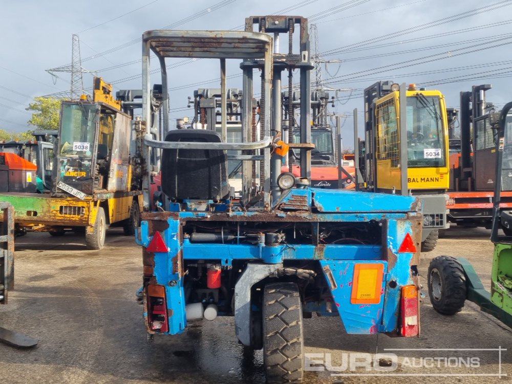 Moffett M5 20.3 - Περονοφόρο όχημα: φωτογραφία 4 Moffett M5 20.3 - Περονοφόρο όχημα: φωτογραφία 4