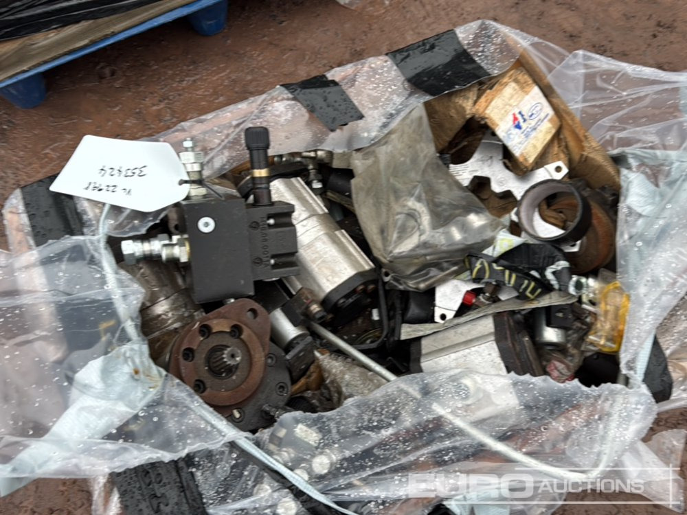 Pallet of Hydraulic Equipment - Υδραυλικό: φωτογραφία 4 Pallet of Hydraulic Equipment - Υδραυλικό: φωτογραφία 4