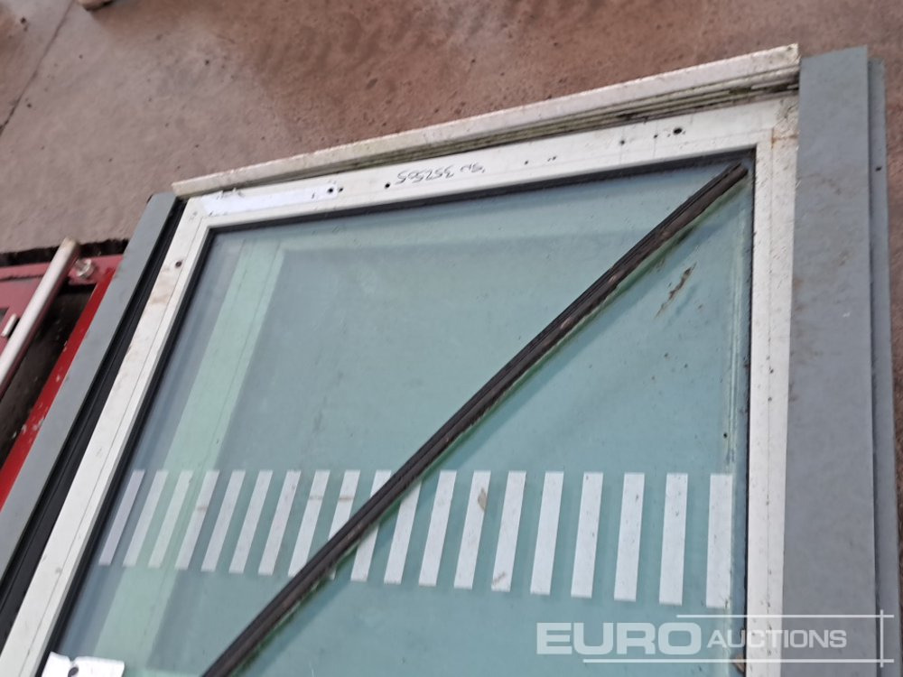 Εξοπλισμού κατασκευών Pallet of Pallet of Glass Doors & Controls (3 of): φωτογραφία 10 Εξοπλισμού κατασκευών Pallet of Pallet of Glass Doors & Controls (3 of): φωτογραφία 10
