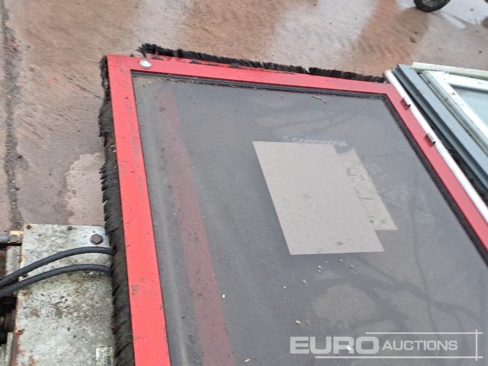 Εξοπλισμού κατασκευών Pallet of Pallet of Glass Doors & Controls (3 of): φωτογραφία 7 Εξοπλισμού κατασκευών Pallet of Pallet of Glass Doors & Controls (3 of): φωτογραφία 7