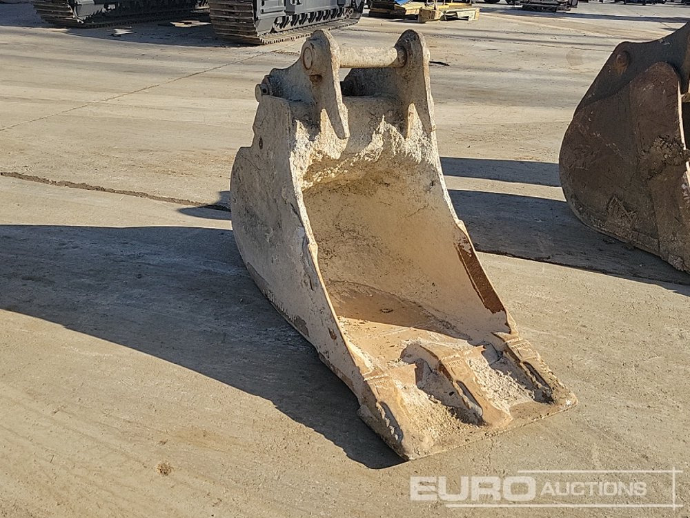 Rhinox 24" Digging Bucket 65mm Pin to suit 13 Ton Excavator - Κουβάς: φωτογραφία 1 Rhinox 24" Digging Bucket 65mm Pin to suit 13 Ton Excavator - Κουβάς: φωτογραφία 1