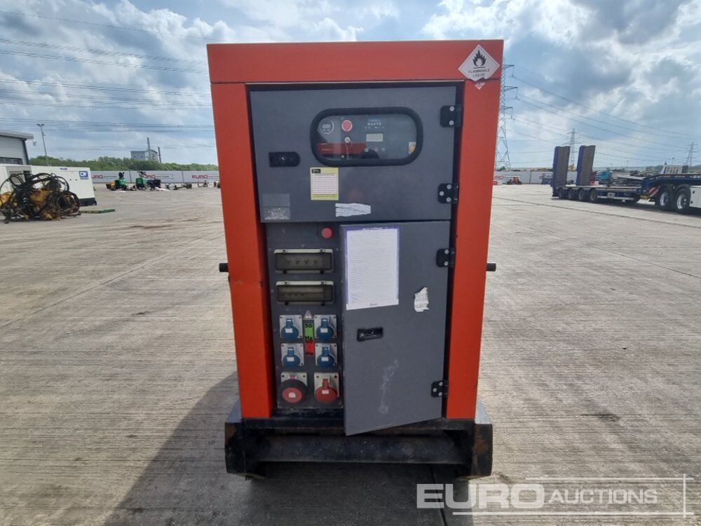 Βιομηχανική γεννήτρια SDMO R110: φωτογραφία 8 Βιομηχανική γεννήτρια SDMO R110: φωτογραφία 8