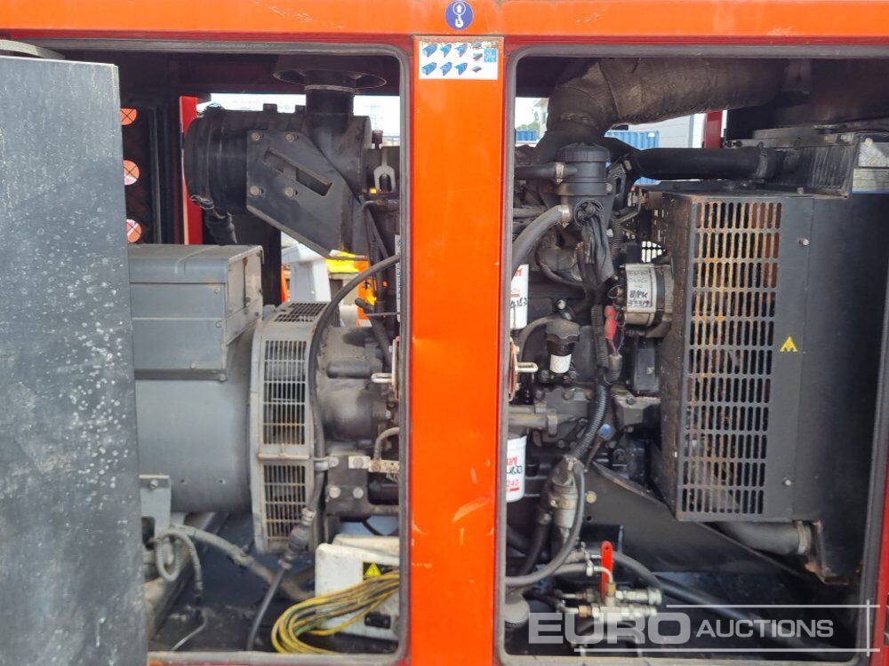 Βιομηχανική γεννήτρια SDMO R110: φωτογραφία 16 Βιομηχανική γεννήτρια SDMO R110: φωτογραφία 16