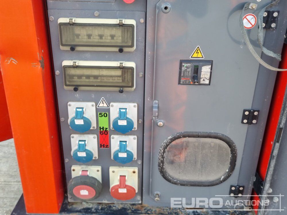 Βιομηχανική γεννήτρια SDMO R110: φωτογραφία 22 Βιομηχανική γεννήτρια SDMO R110: φωτογραφία 22