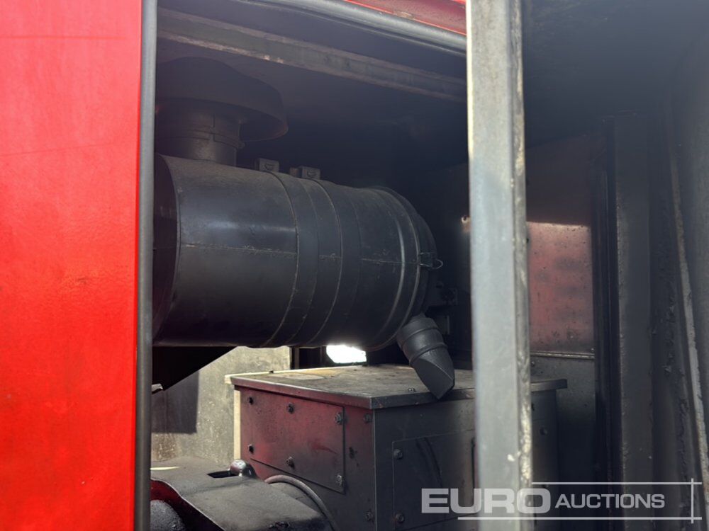 Βιομηχανική γεννήτρια SDMO R110: φωτογραφία 21 Βιομηχανική γεννήτρια SDMO R110: φωτογραφία 21