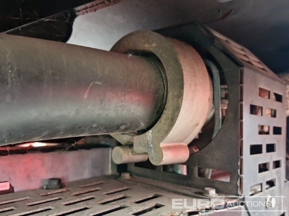 Βιομηχανική γεννήτρια SDMO R44C3: φωτογραφία 19 Βιομηχανική γεννήτρια SDMO R44C3: φωτογραφία 19