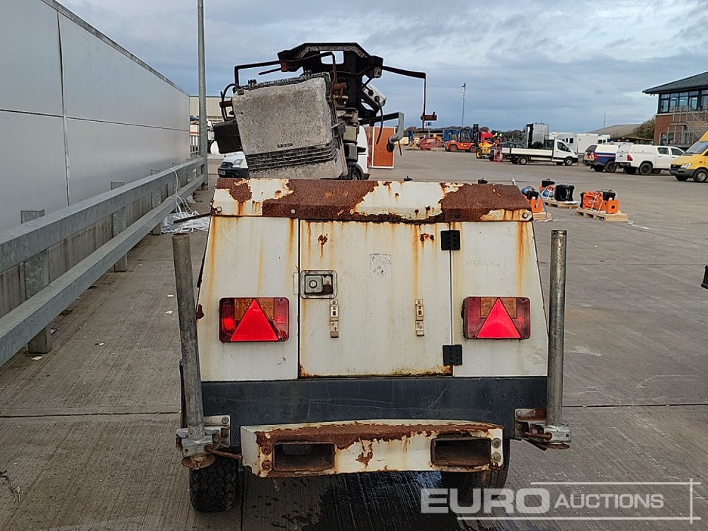 SMC TL90 - Πύργος φωτισμού: φωτογραφία 4 SMC TL90 - Πύργος φωτισμού: φωτογραφία 4