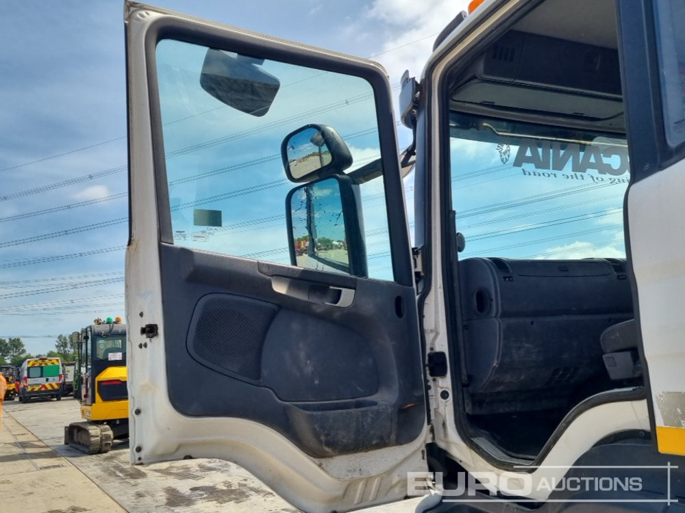 Φορτηγό φόρτωσης γάντζου Scania P360: φωτογραφία 32