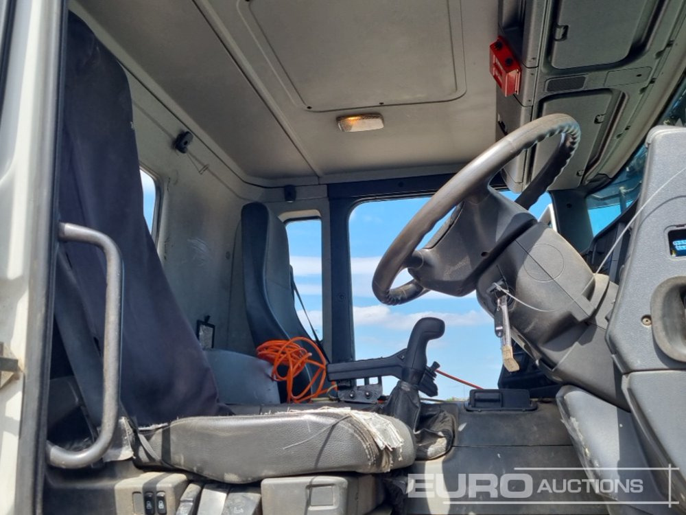Φορτηγό φόρτωσης γάντζου Scania P360: φωτογραφία 35