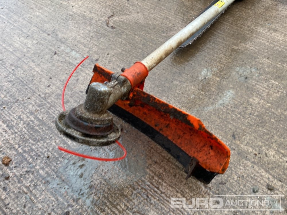 Stihl MS211 Chainsaw, Gardenline Chainsaw, Pace Strimmer (3 of) - Εξοπλισμού κατασκευών: φωτογραφία 5 Stihl MS211 Chainsaw, Gardenline Chainsaw, Pace Strimmer (3 of) - Εξοπλισμού κατασκευών: φωτογραφία 5