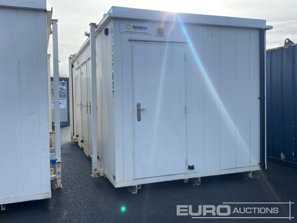 Thurston 20' x 9' Toilet Block (No Keys) (Cannot Be Reconsigned) - Εμπορευματοκιβώτιο: φωτογραφία 2 Thurston 20' x 9' Toilet Block (No Keys) (Cannot Be Reconsigned) - Εμπορευματοκιβώτιο: φωτογραφία 2