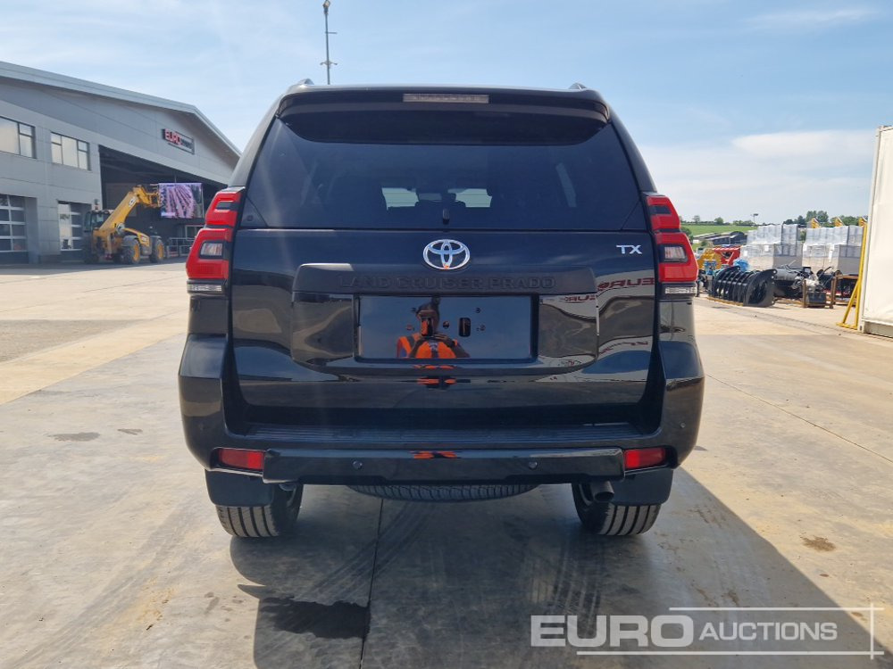 Toyota Land Cruiser - SUV: φωτογραφία 4 Toyota Land Cruiser - SUV: φωτογραφία 4