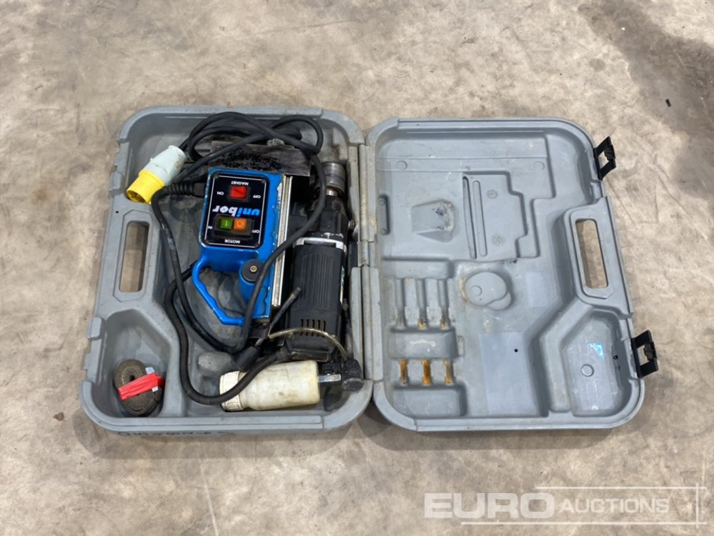 Unibor EQ35N 110 Volt Magnetic Drill - Εξοπλισμού κατασκευών: φωτογραφία 2 Unibor EQ35N 110 Volt Magnetic Drill - Εξοπλισμού κατασκευών: φωτογραφία 2