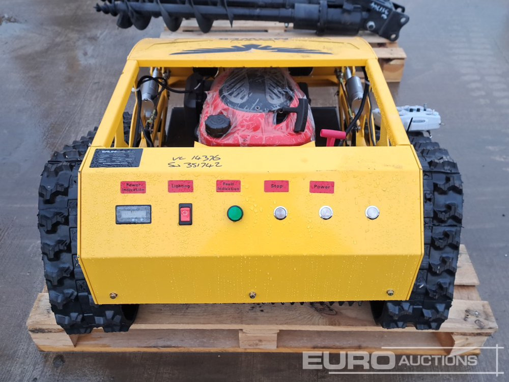 Unused 2025 Salini RC-900 Radio Controlled Tracked Lawnmower (Controls in Office) - Χλοοκοπτικό: φωτογραφία 4 Unused 2025 Salini RC-900 Radio Controlled Tracked Lawnmower (Controls in Office) - Χλοοκοπτικό: φωτογραφία 4