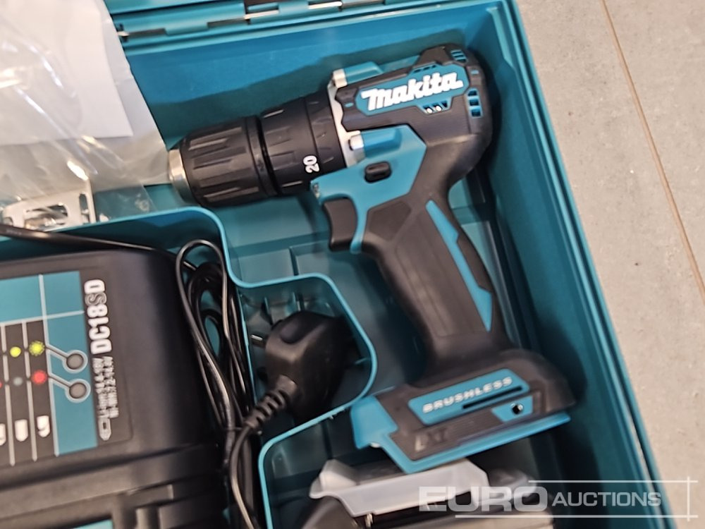 Unused Makita DHP453 18V LXT Combi Dril, Makita DTD152 18V LXT Impact Driver, Battery, Charger, Bit Set - Εξοπλισμός γκαράζ: φωτογραφία 4 Unused Makita DHP453 18V LXT Combi Dril, Makita DTD152 18V LXT Impact Driver, Battery, Charger, Bit Set - Εξοπλισμός γκαράζ: φωτογραφία 4