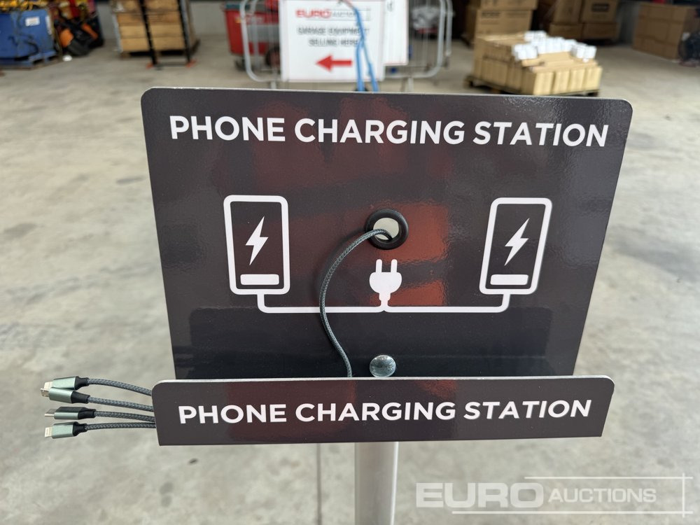 Unused Mobile Phone Charging Station - Εξοπλισμός γκαράζ: φωτογραφία 2 Unused Mobile Phone Charging Station - Εξοπλισμός γκαράζ: φωτογραφία 2
